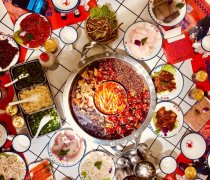 餐飲品牌全案設計參考：對比其他明星開的餐廳，這家火鍋店為什么能持續(xù)火爆